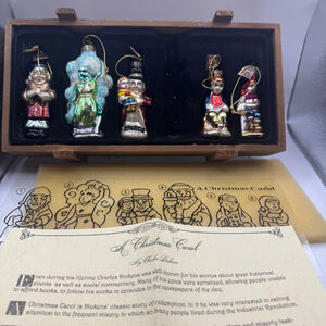 Thomas Pacconi Classics 2004 A Christmas Carol Ornaments Set of 5 glass ornament